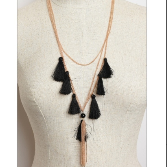 NWT Long Chain Tassel Gold Tone Statement Necklace - Picture 2 of 2